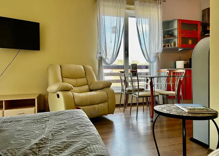 Pine Fine Terrace 4u 4min *